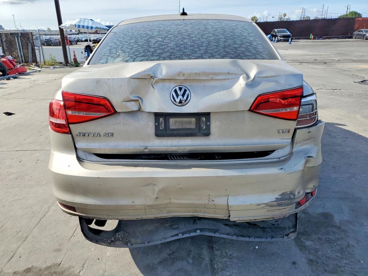 2015 VOLKSWAGEN JETTA
