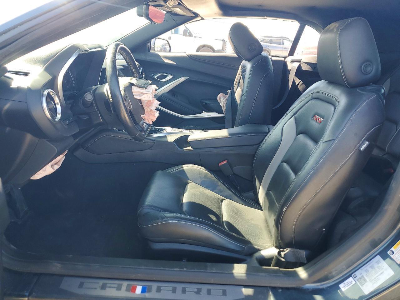 2023 CHEVROLET Camaro