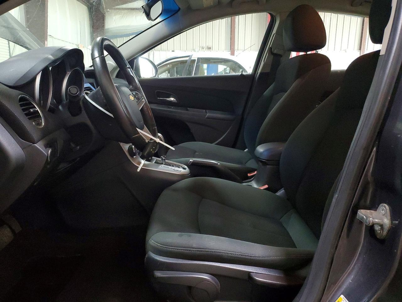 2011 CHEVROLET CRUZE