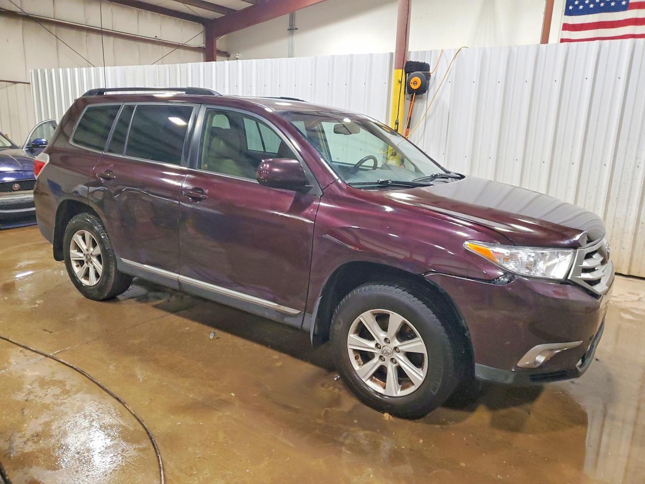 2013 TOYOTA HIGHLANDER