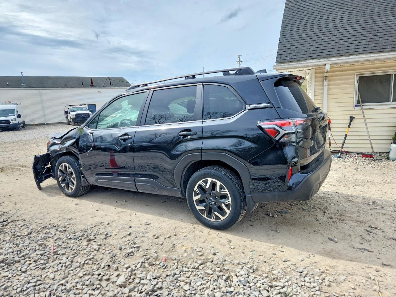 2025 SUBARU FORESTER