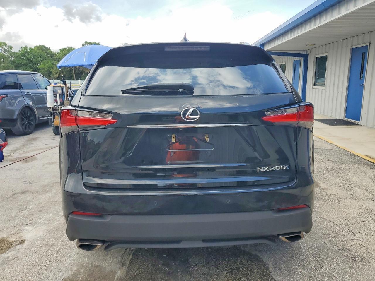 2015 LEXUS NX 200T
