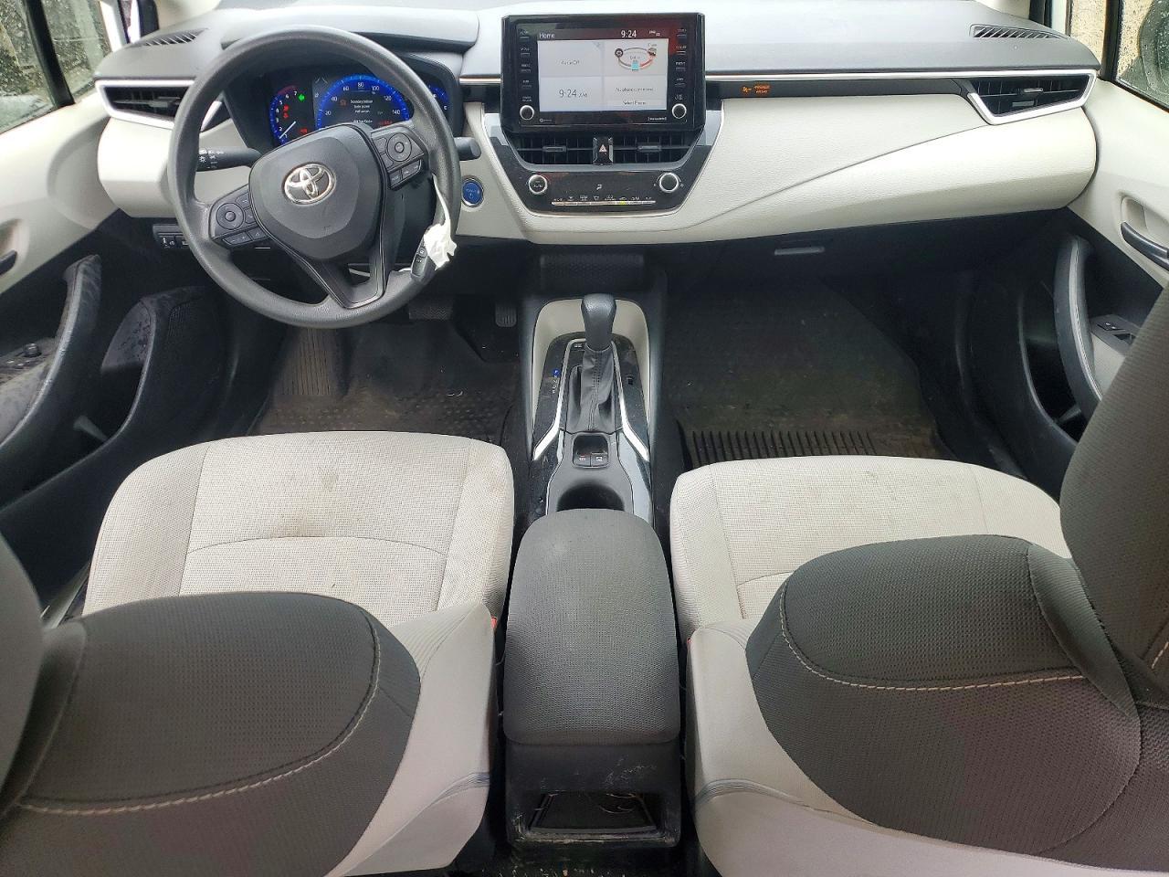 2022 TOYOTA COROLLA