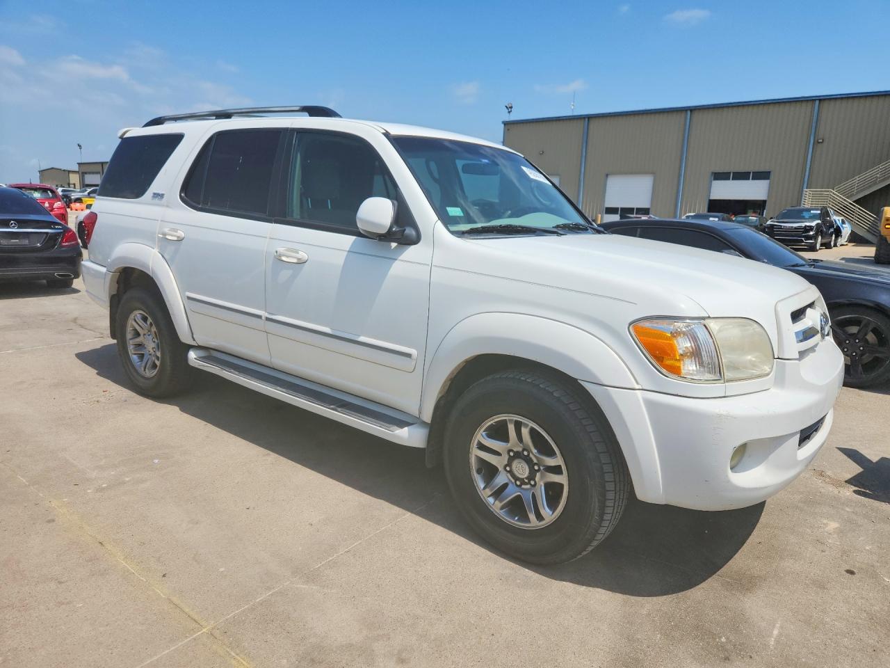 2005 TOYOTA Sequoia