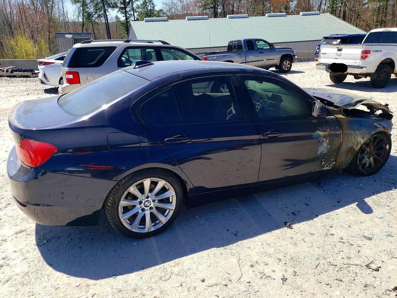 2013 BMW 3 SERIES