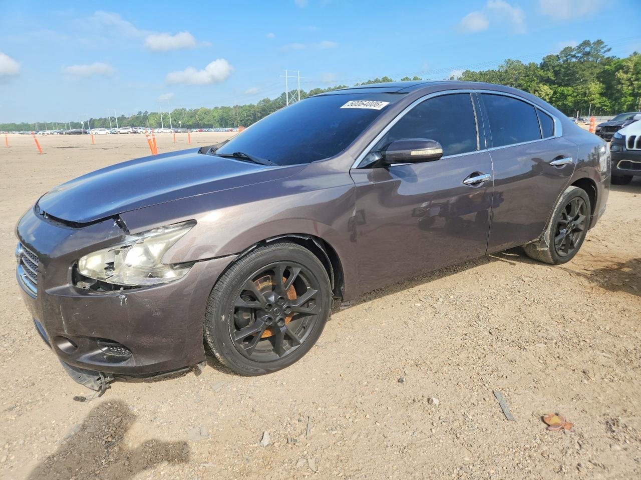 2014 NISSAN Maxima