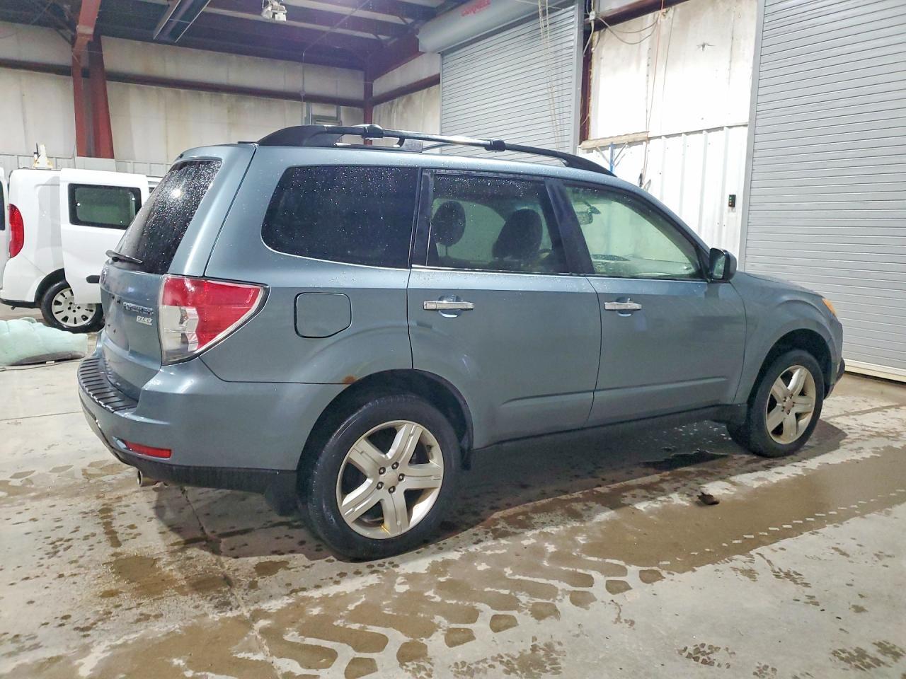 2010 SUBARU FORESTER