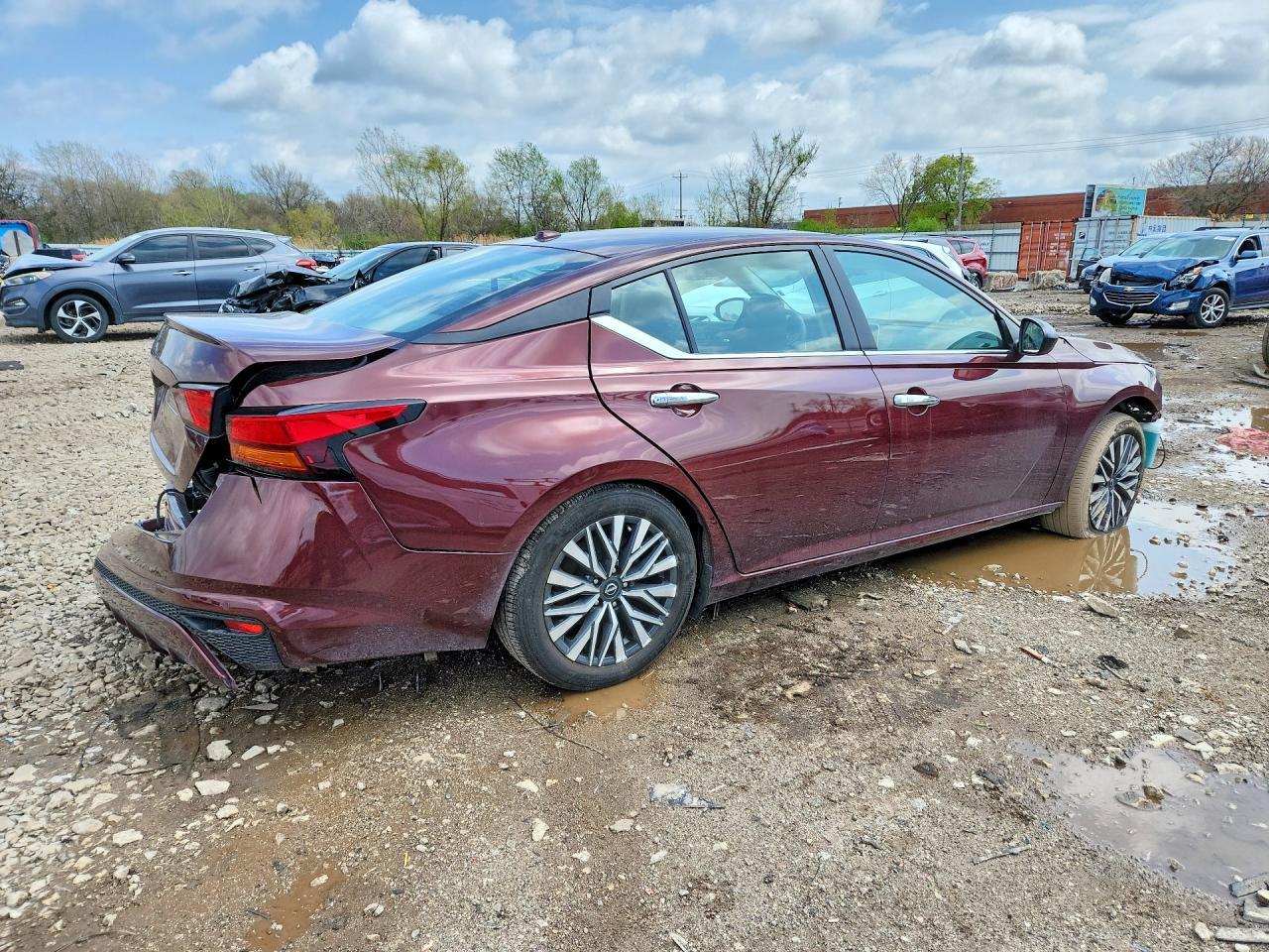 2025 NISSAN ALTIMA