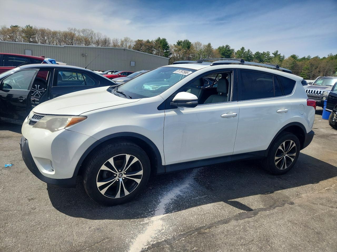 2015 TOYOTA RAV4
