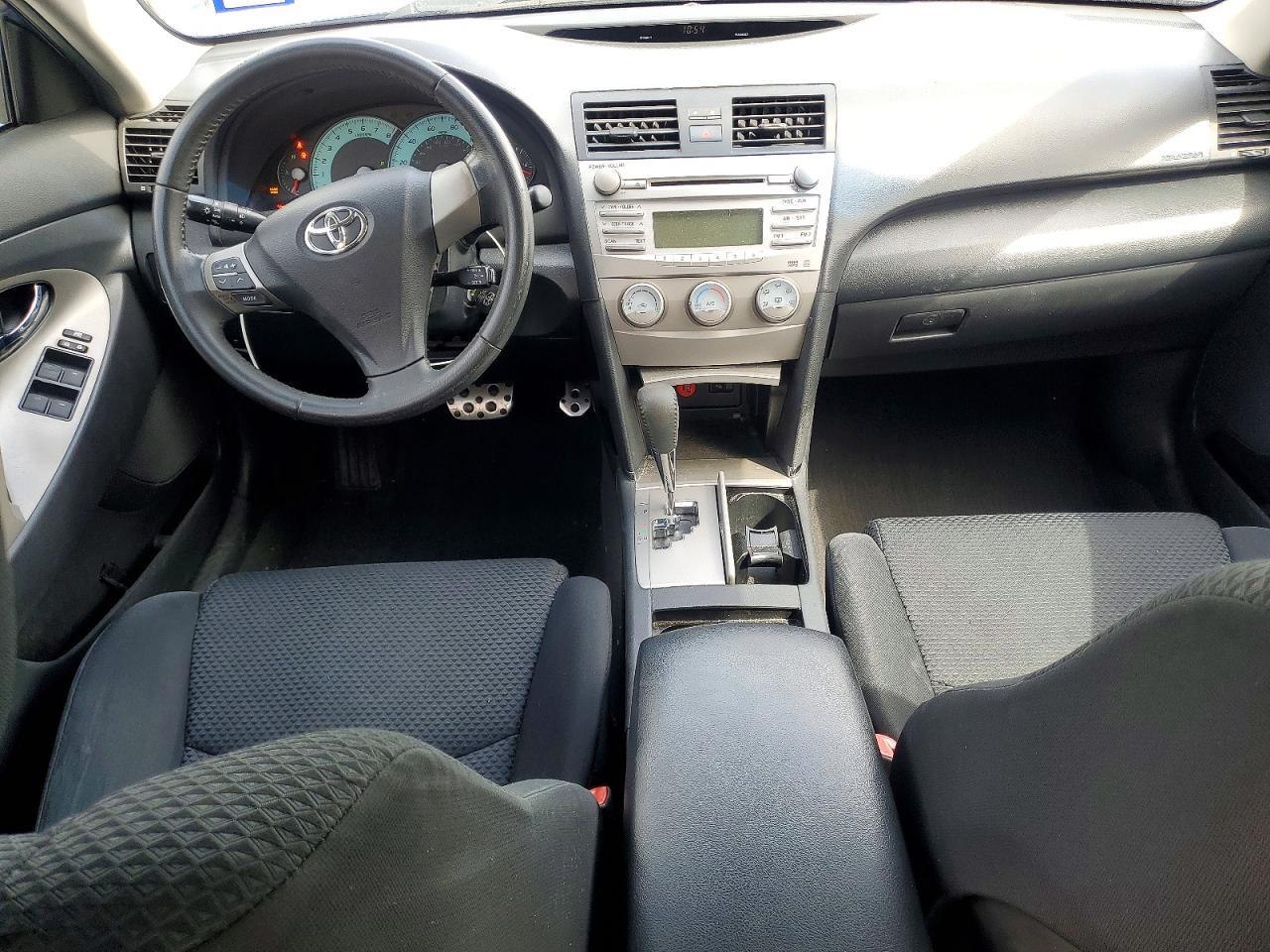 2011 TOYOTA CAMRY