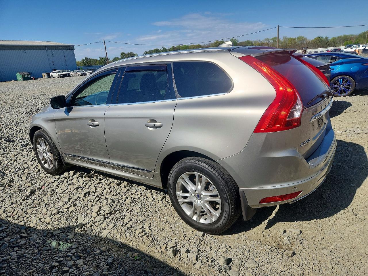 2016 VOLVO XC60