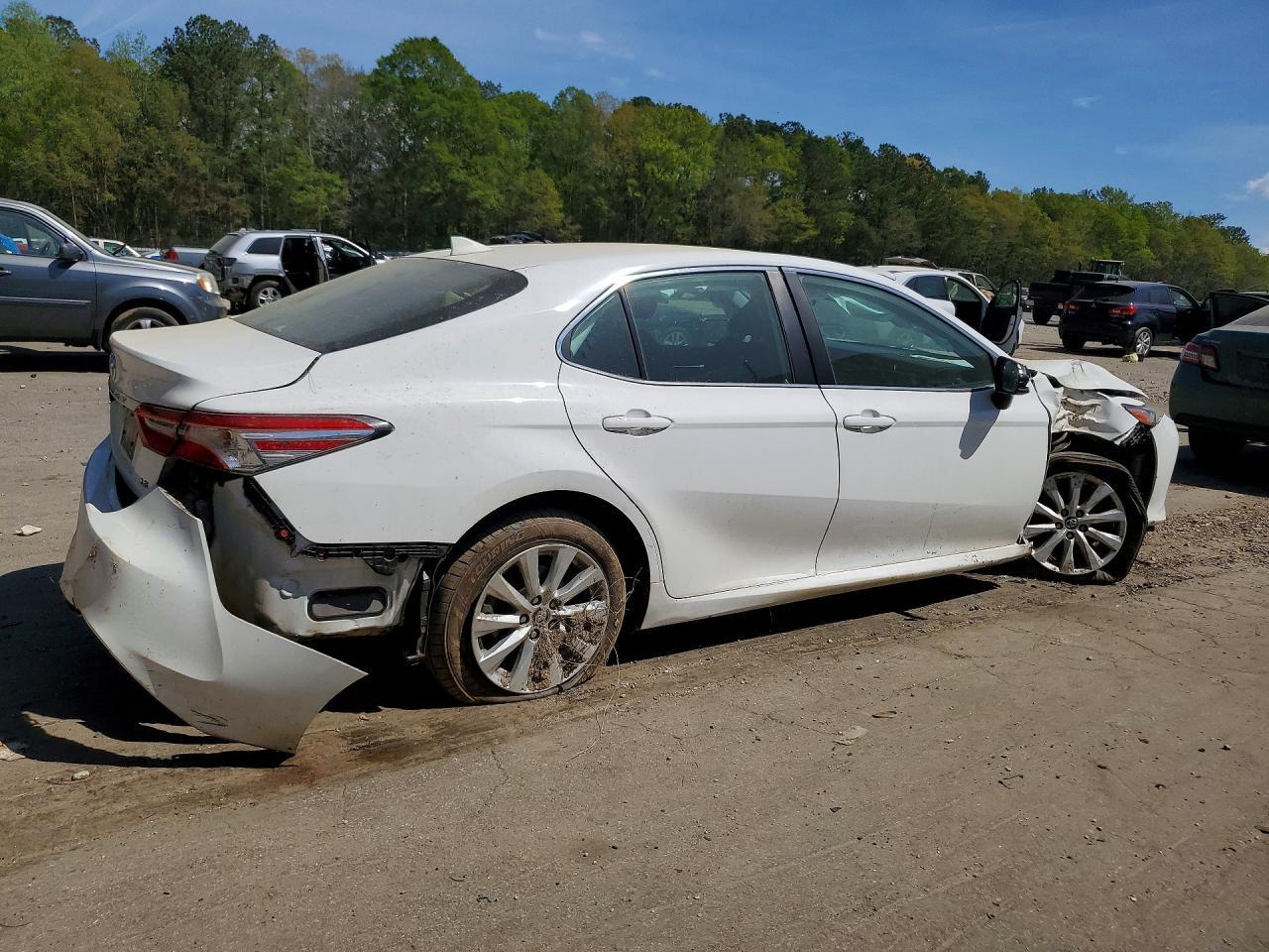 2019 TOYOTA CAMRY
