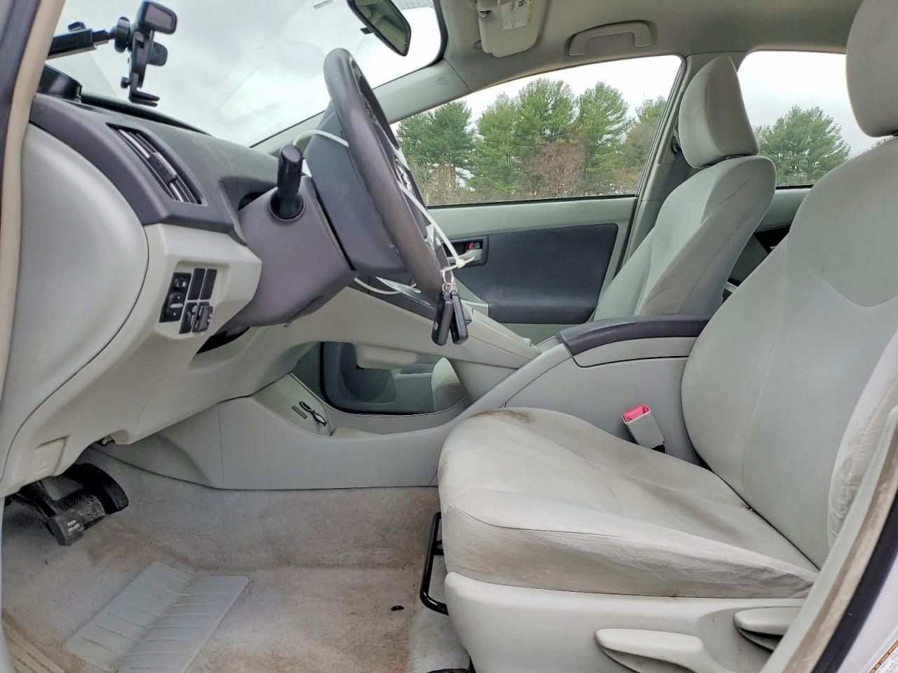 2010 TOYOTA PRIUS