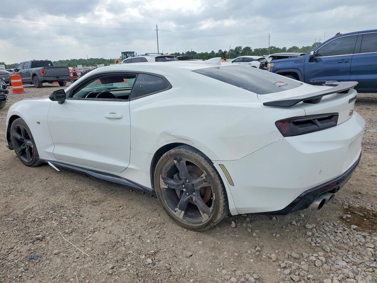 2016 CHEVROLET Camaro