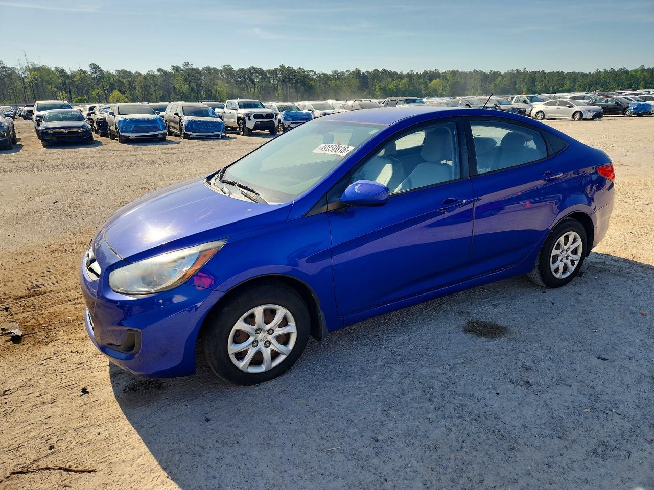2012 HYUNDAI ACCENT
