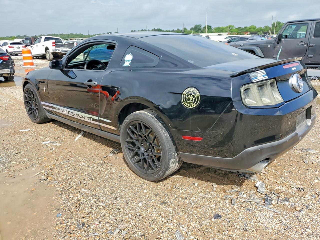 2012 FORD MUSTANG