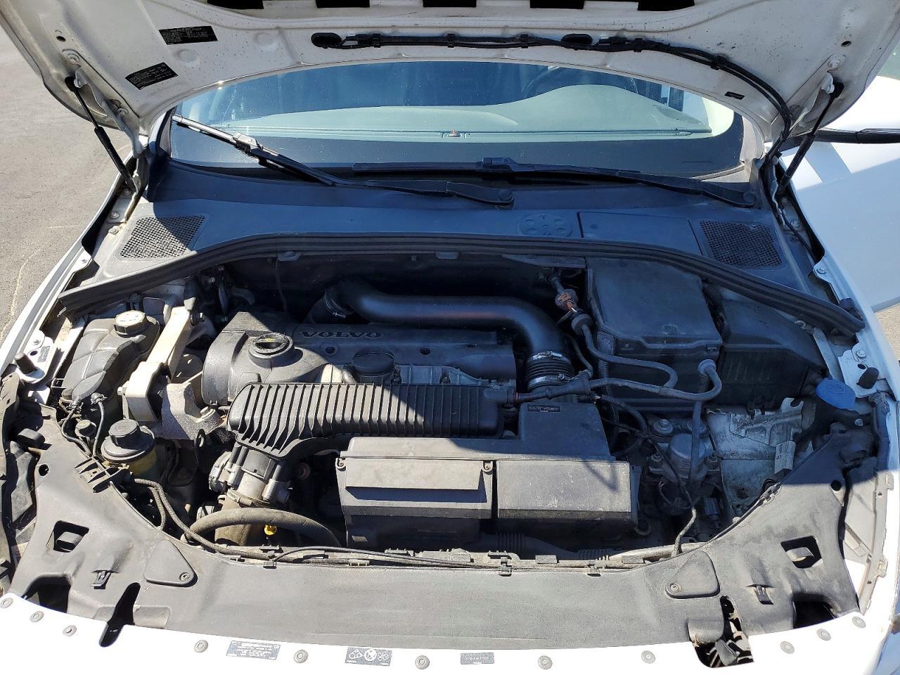 2012 VOLVO S60