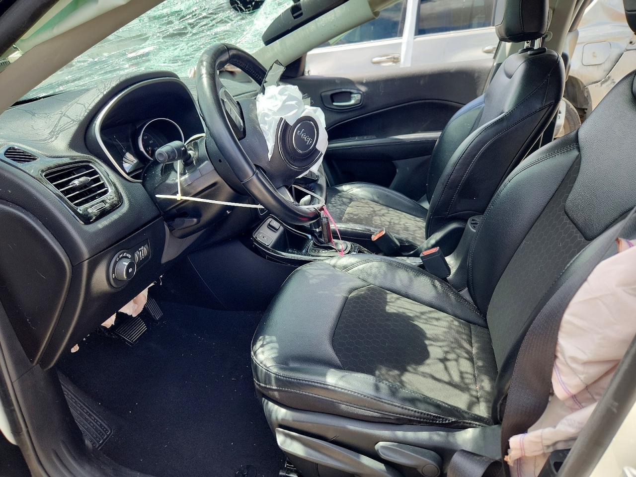 2020 JEEP Compass