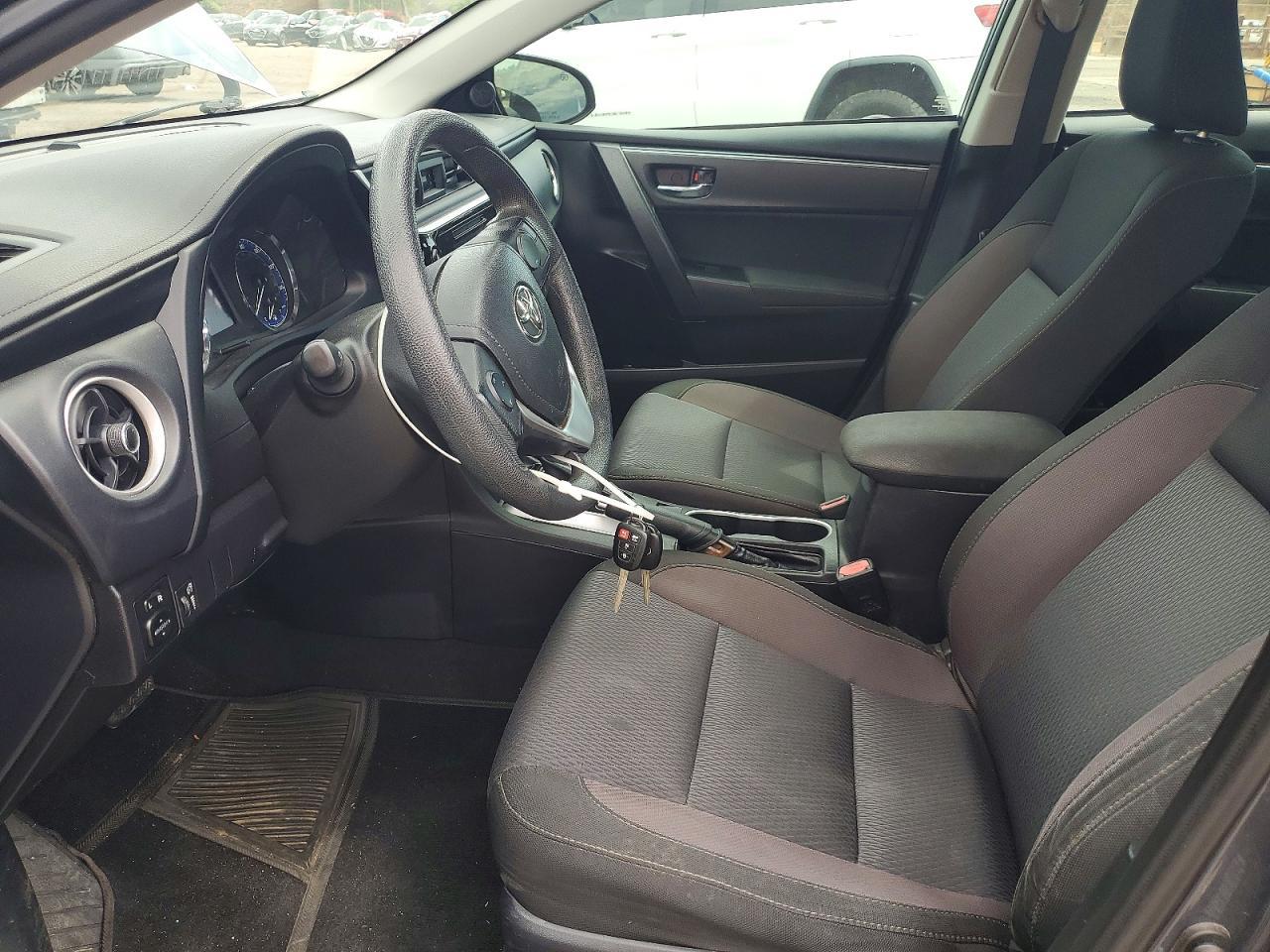 2017 TOYOTA COROLLA