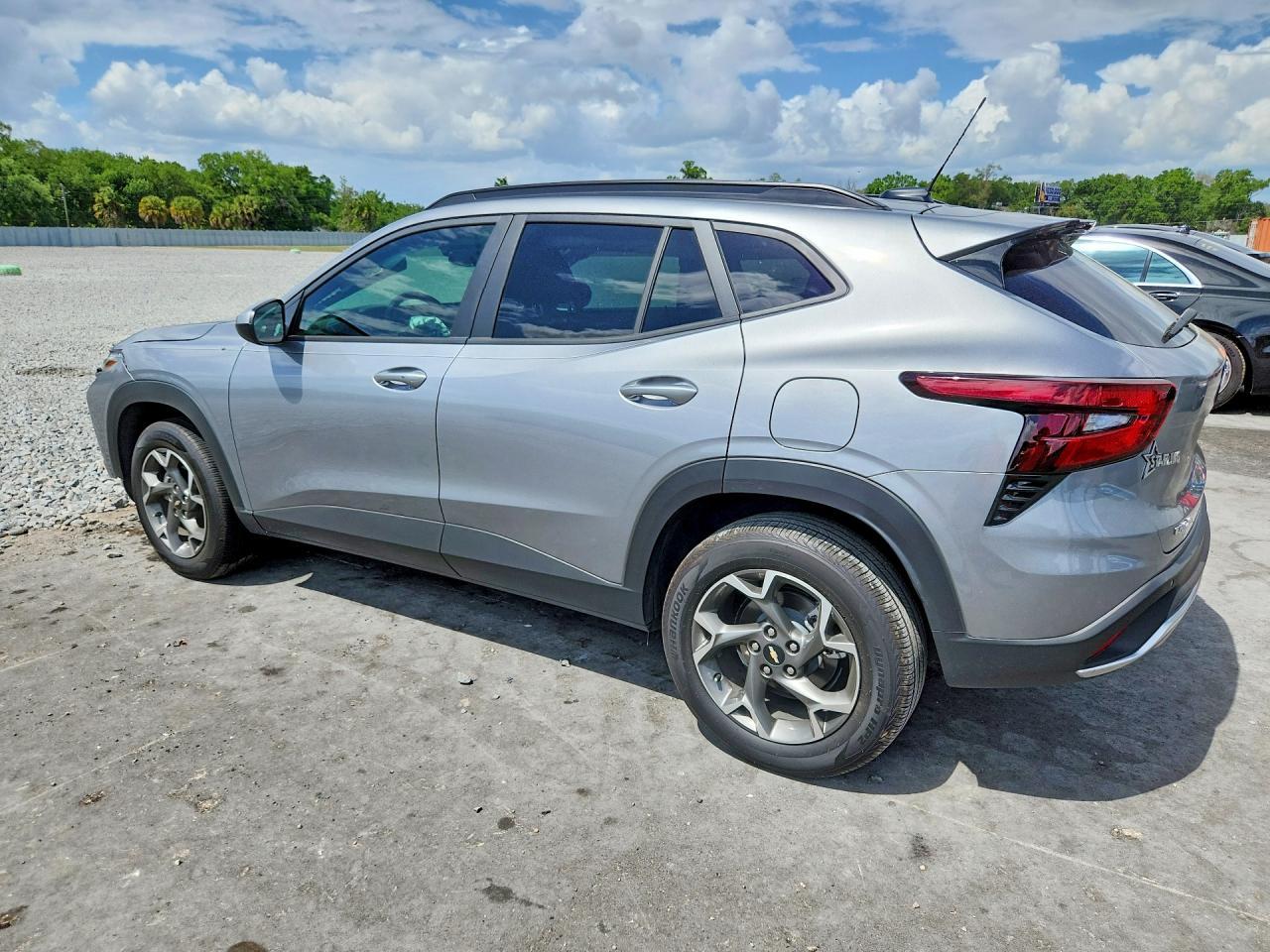 2025 CHEVROLET TRAX