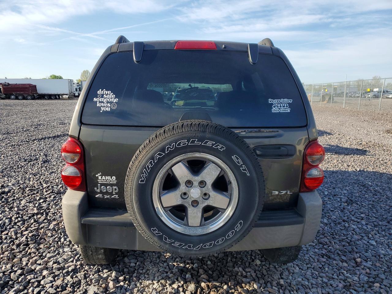 2006 JEEP Liberty