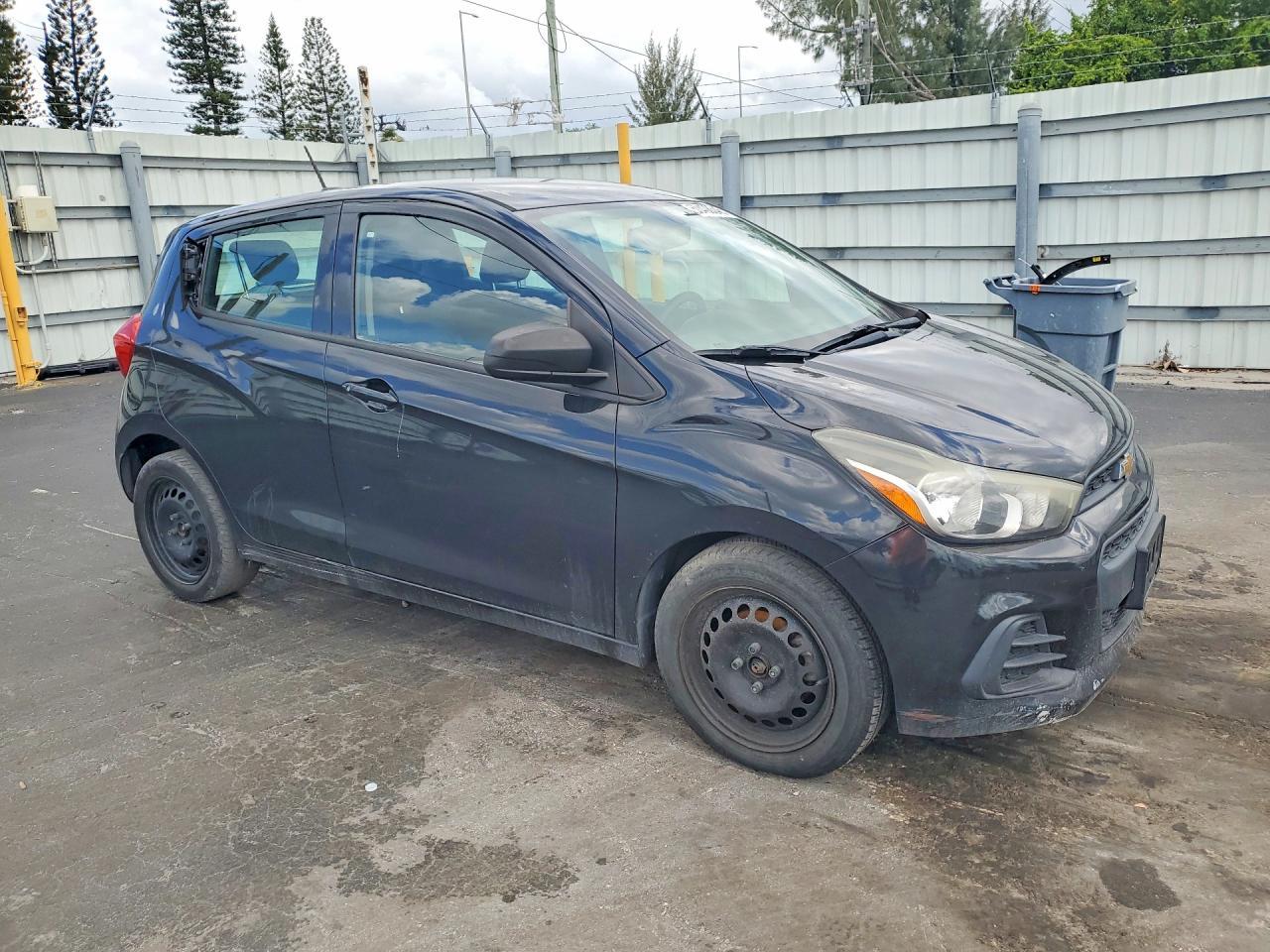 2016 CHEVROLET Spark