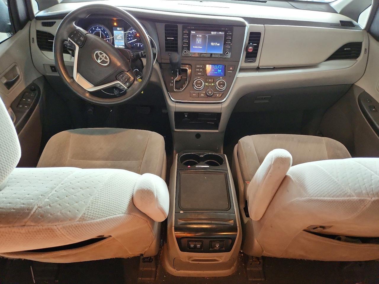 2019 TOYOTA SIENNA
