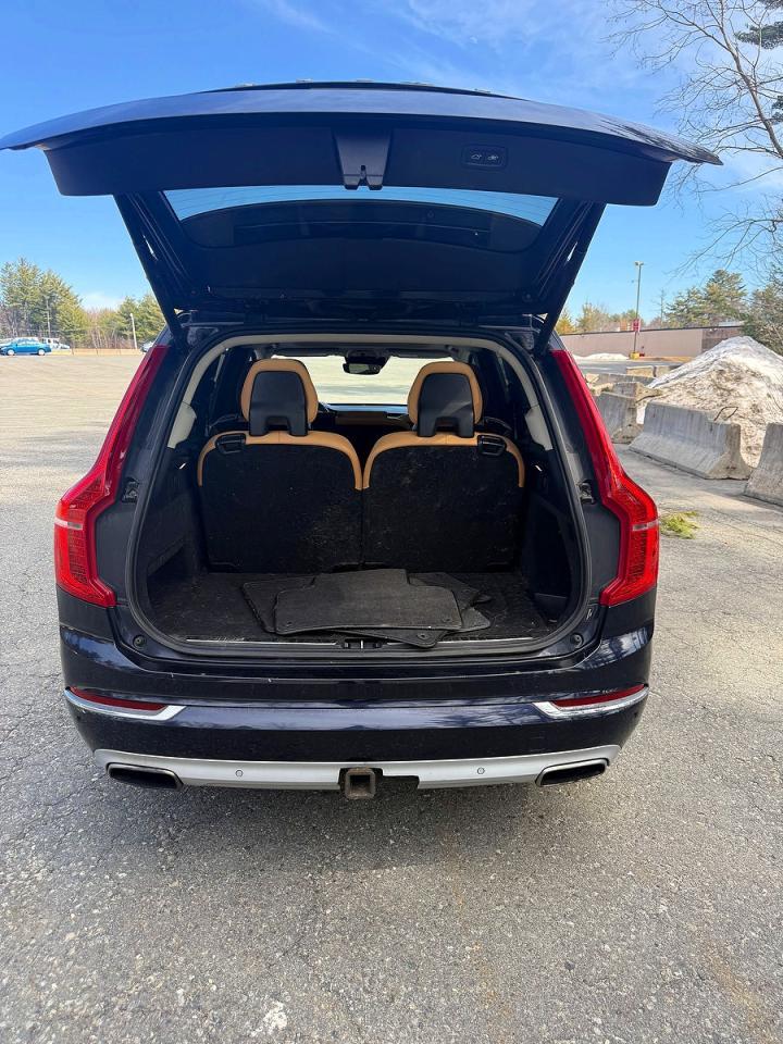 2016 VOLVO XC90