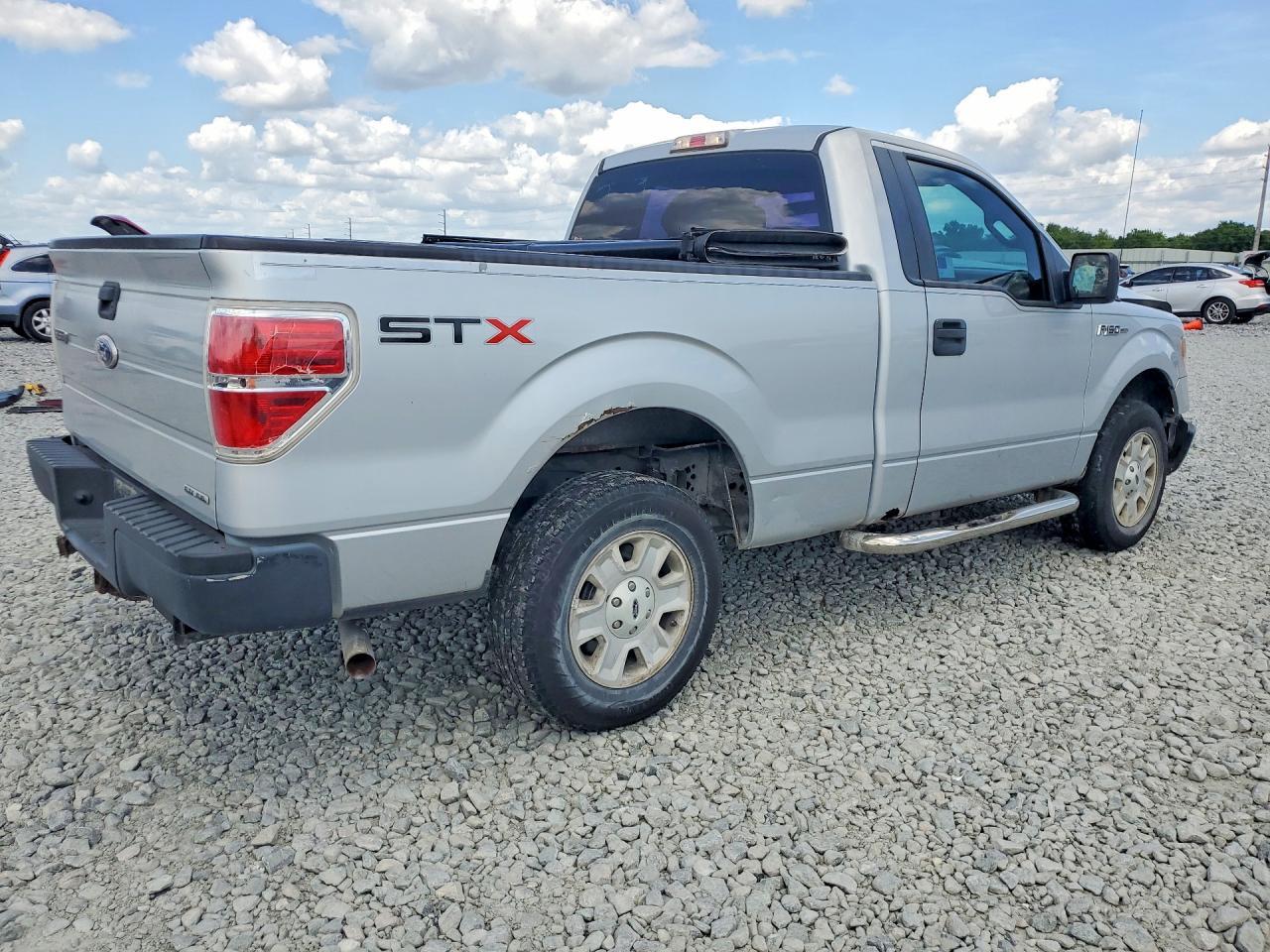 2012 FORD F-150 Lightning