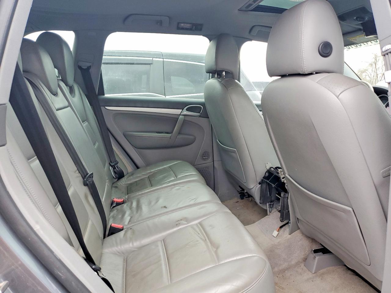 2003 PORSCHE CAYENNE