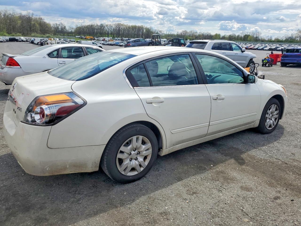 2012 NISSAN ALTIMA