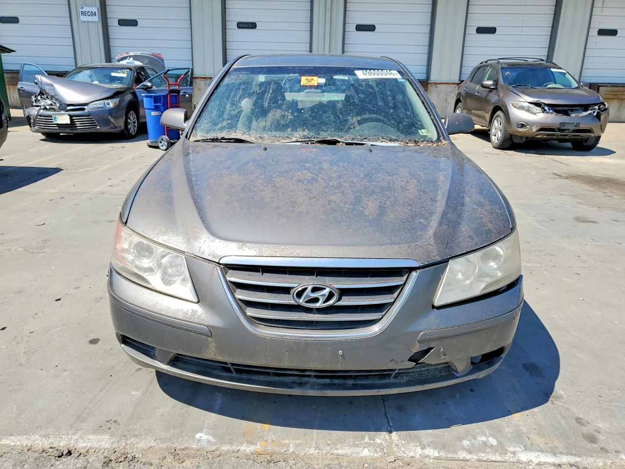 2010 HYUNDAI SONATA