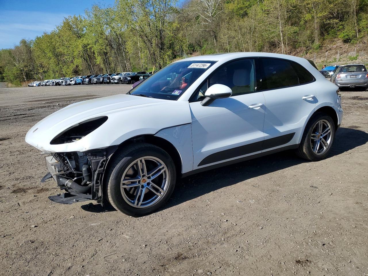 2019 PORSCHE Macan
