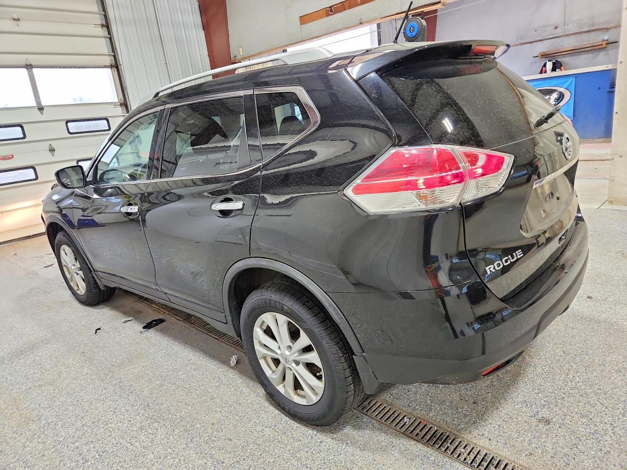 2016 NISSAN ROGUE