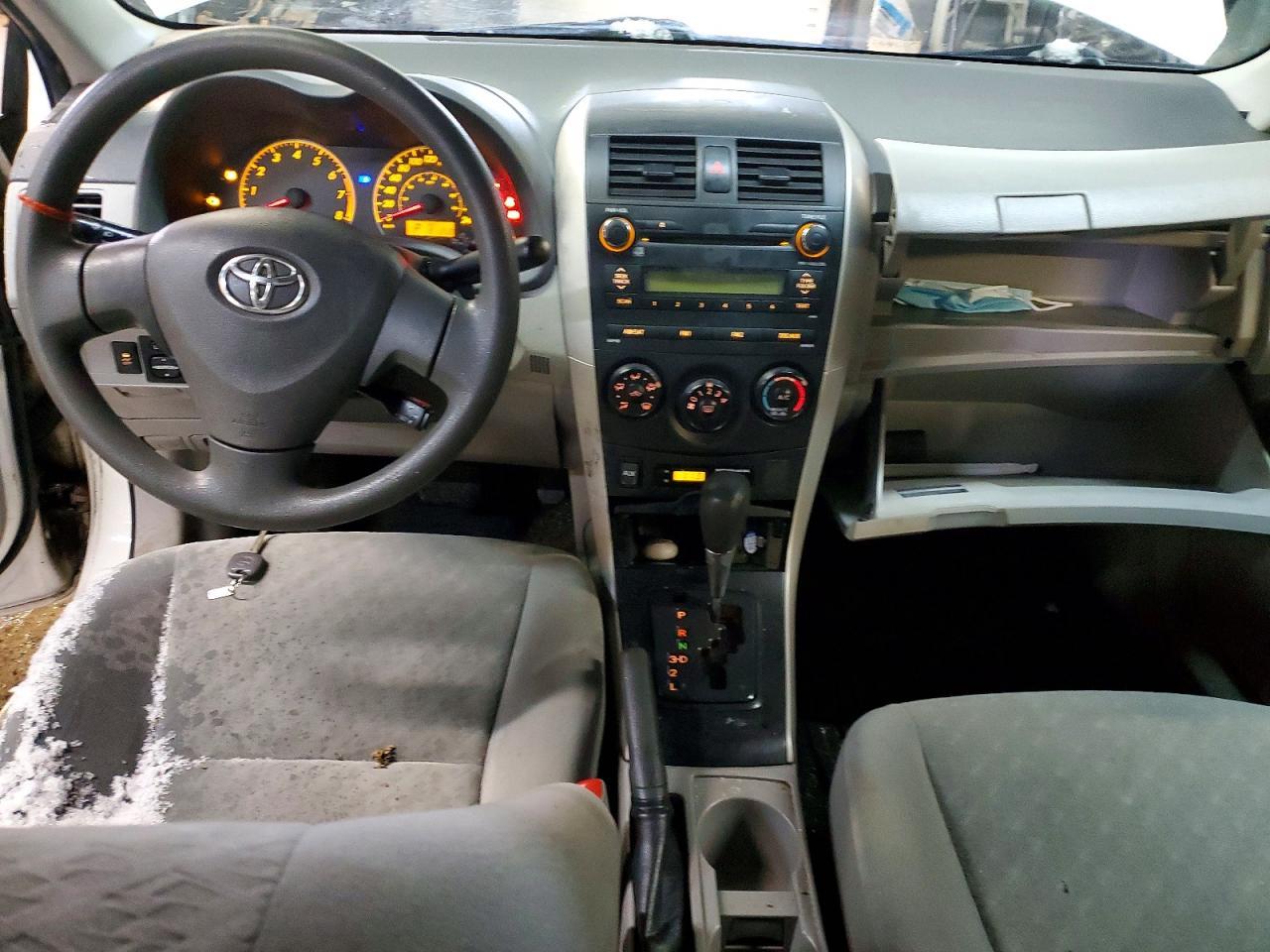 2010 TOYOTA COROLLA