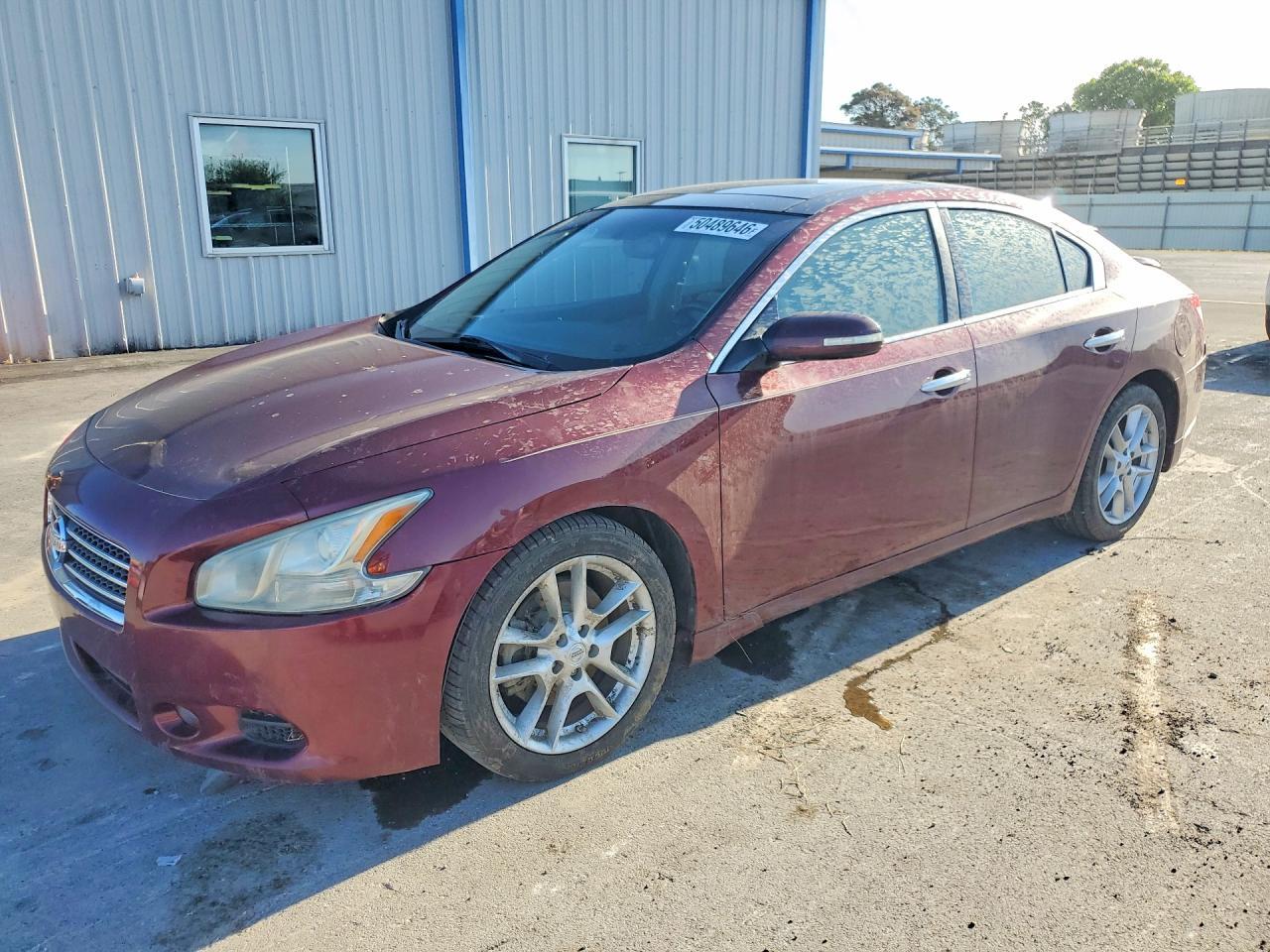 2011 NISSAN Maxima