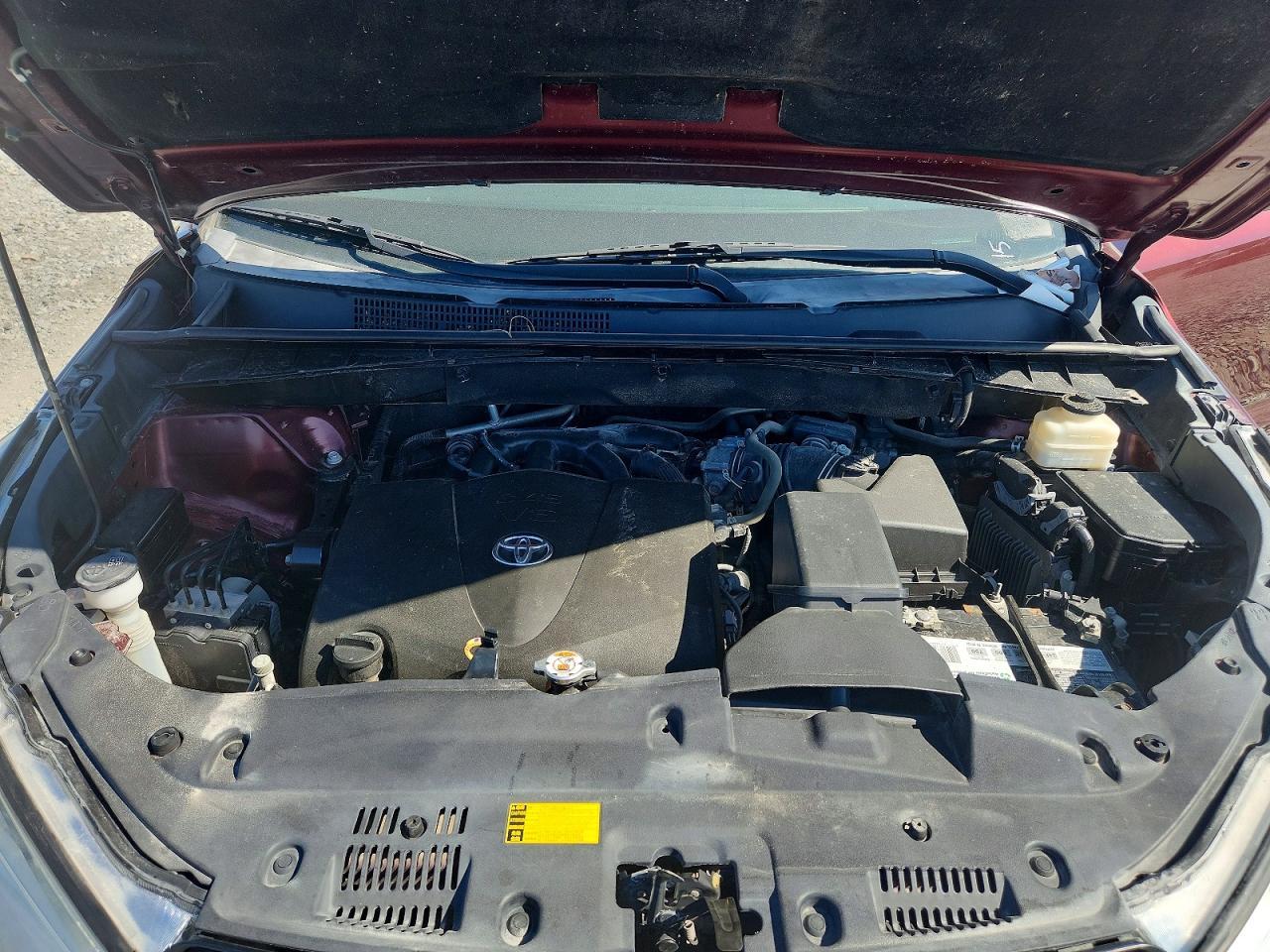 2018 TOYOTA HIGHLANDER