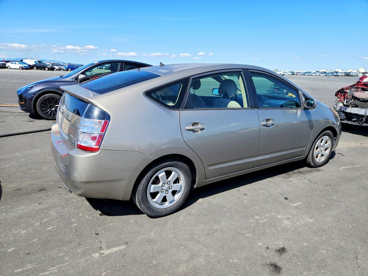2005 TOYOTA PRIUS