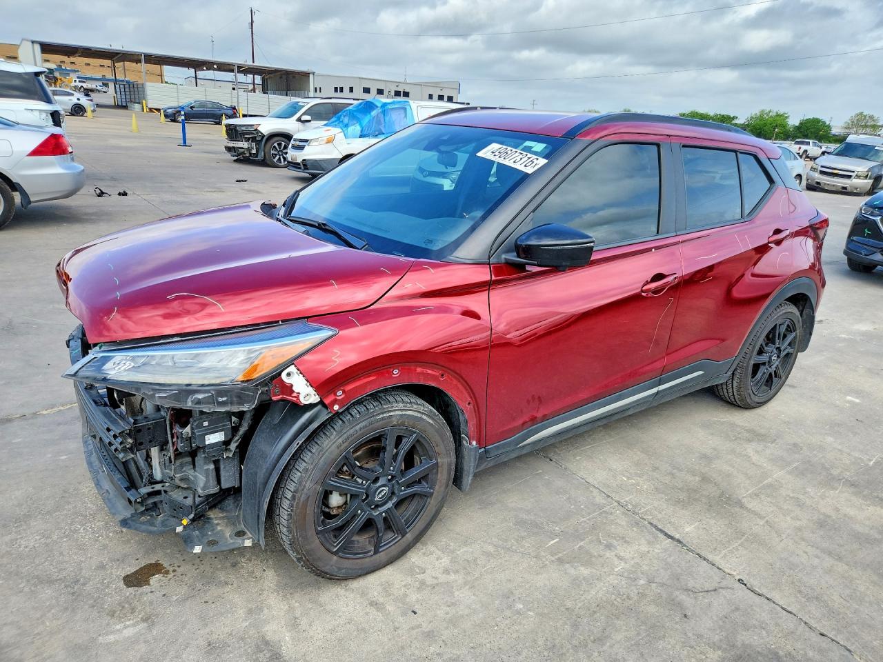 2024 NISSAN KICKS