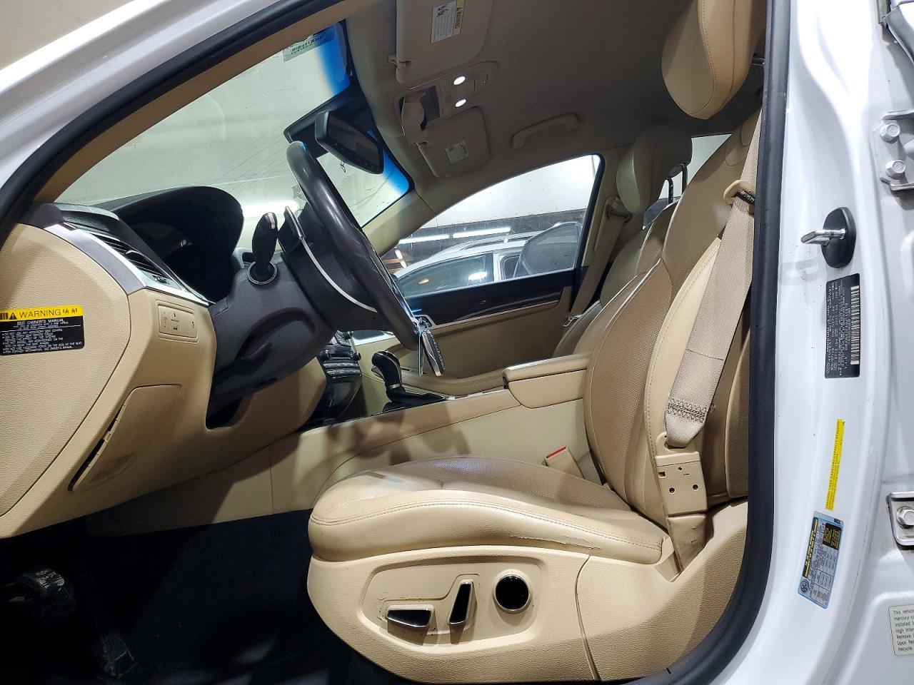 2016 HYUNDAI GENESIS