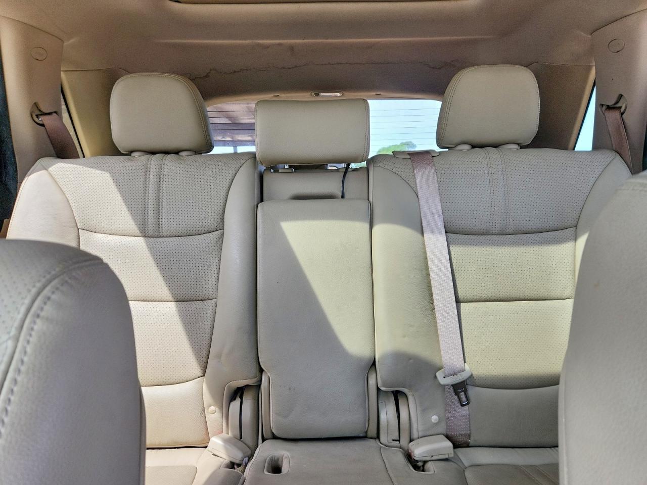 2011 KIA SORENTO