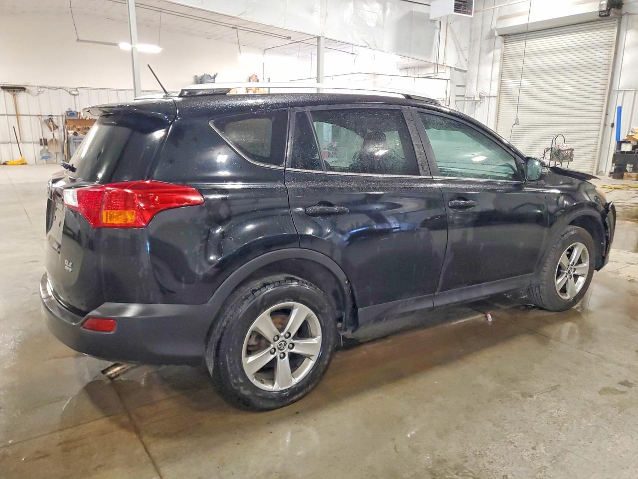 2015 TOYOTA RAV4