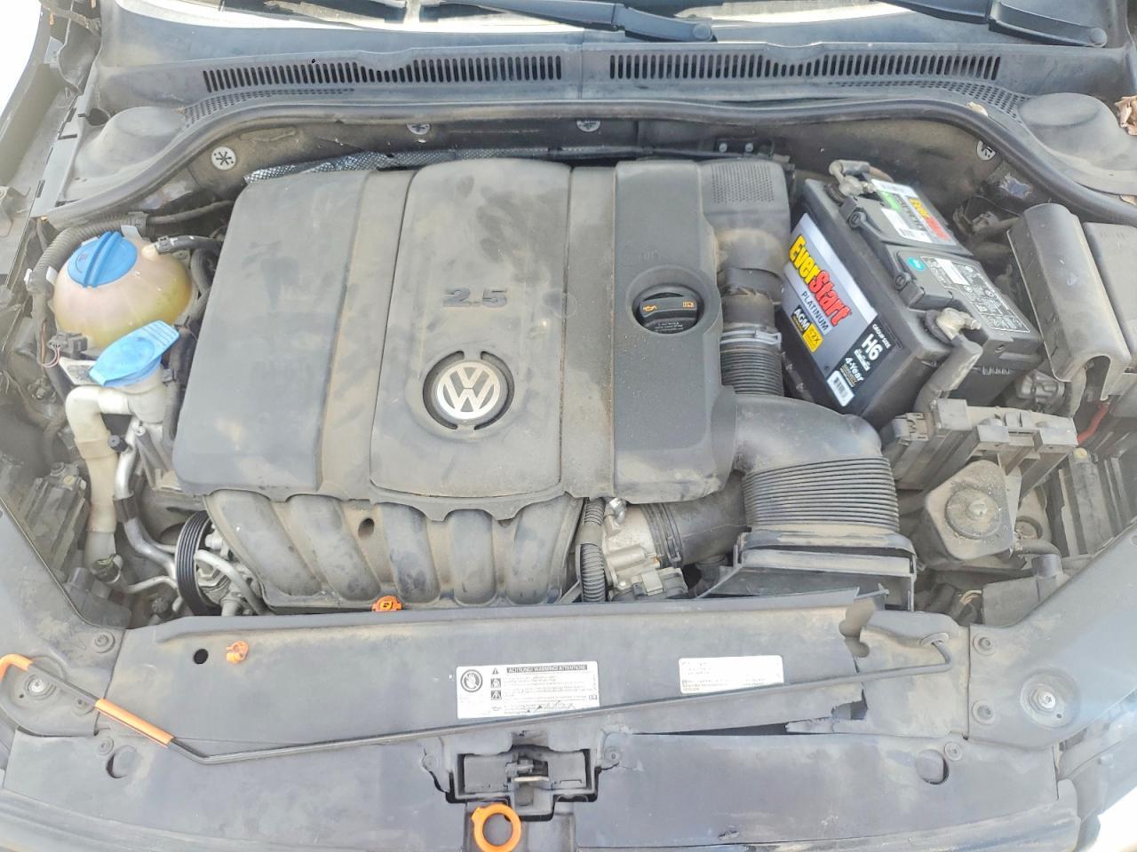 2012 VOLKSWAGEN JETTA
