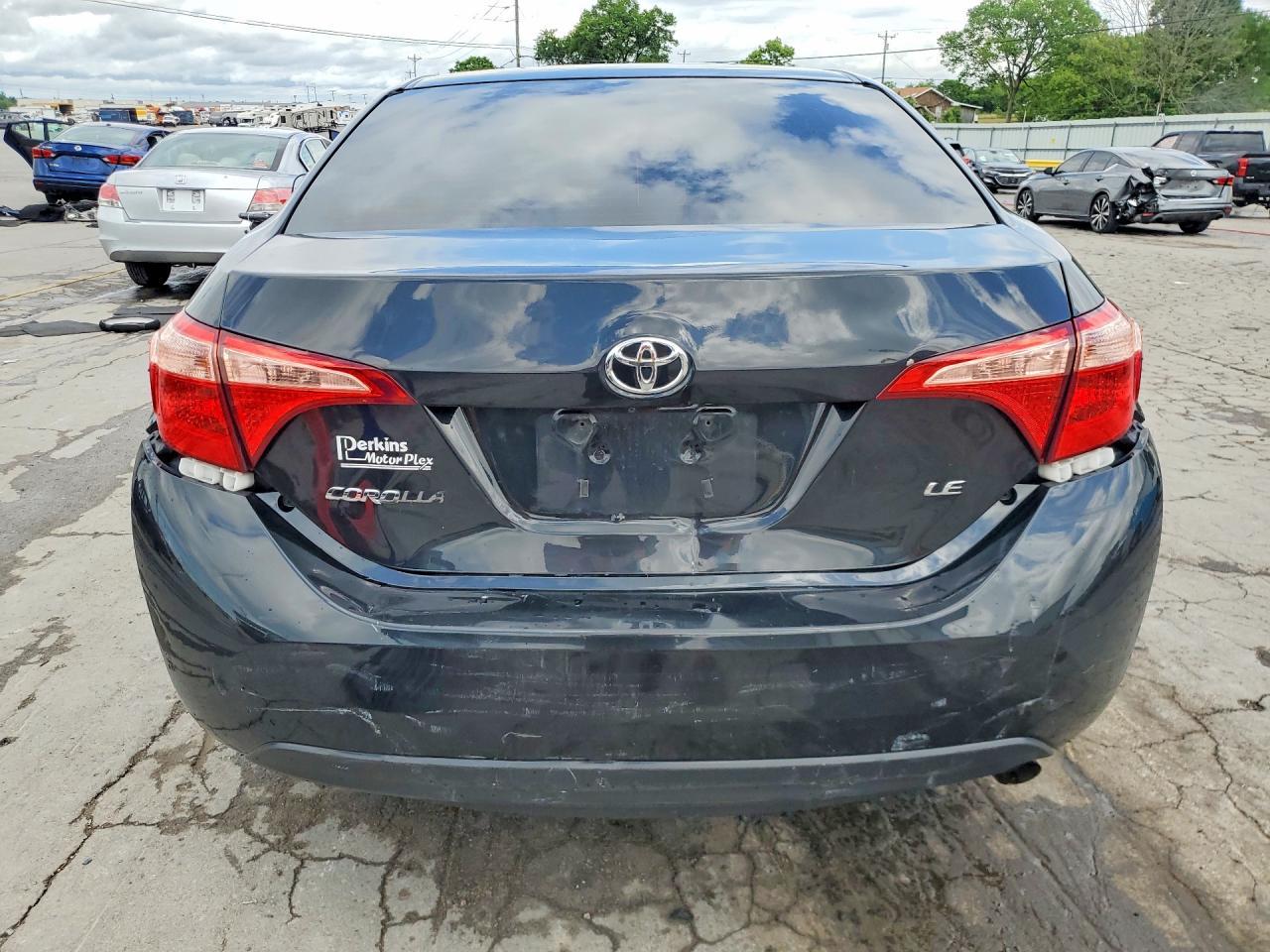 2018 TOYOTA COROLLA