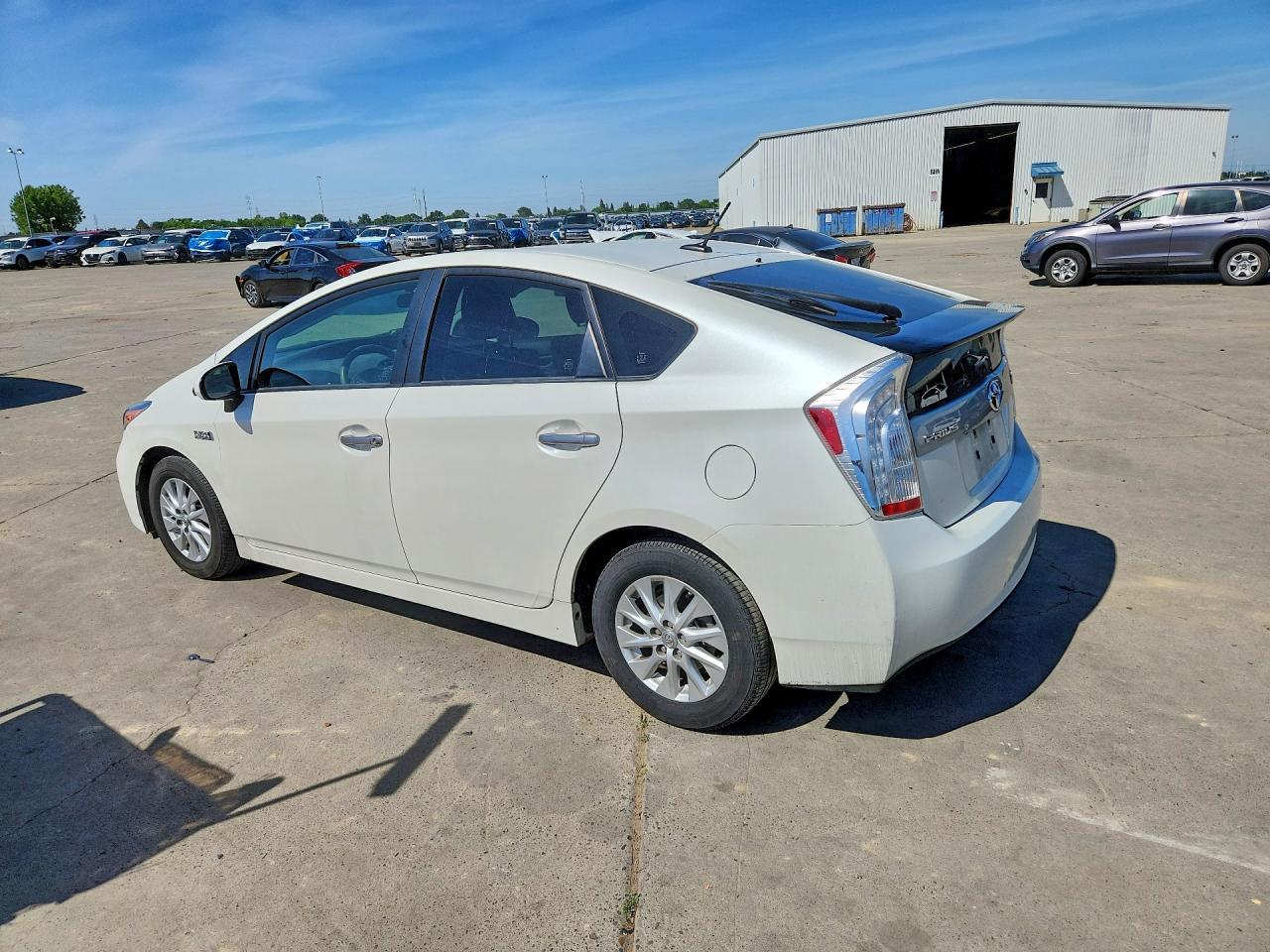 2013 TOYOTA Prius Plug-In