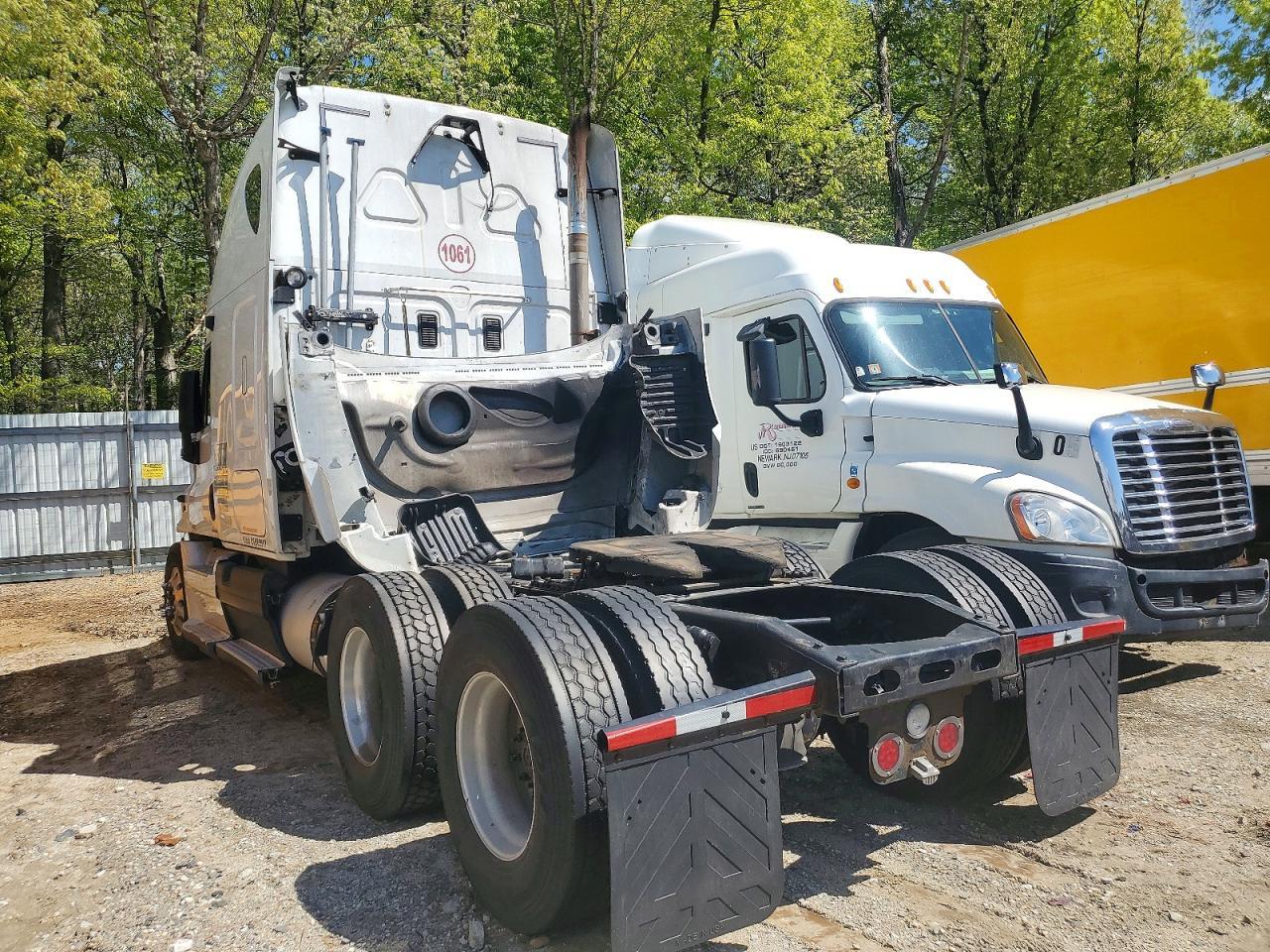 2012 FREIGHTLINER CASCADIA