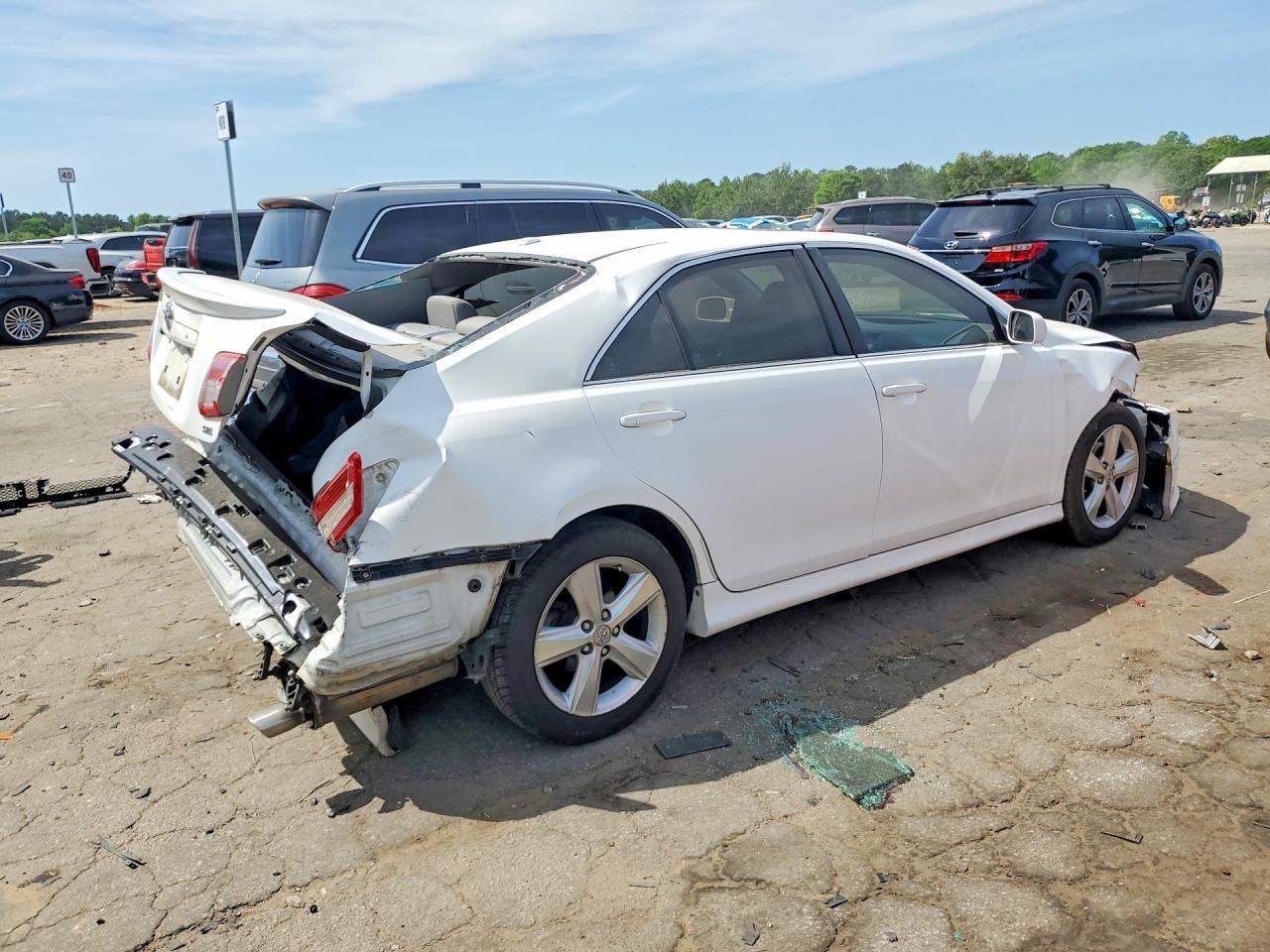 2010 TOYOTA CAMRY