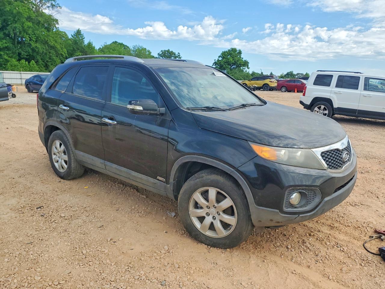 2011 KIA SORENTO