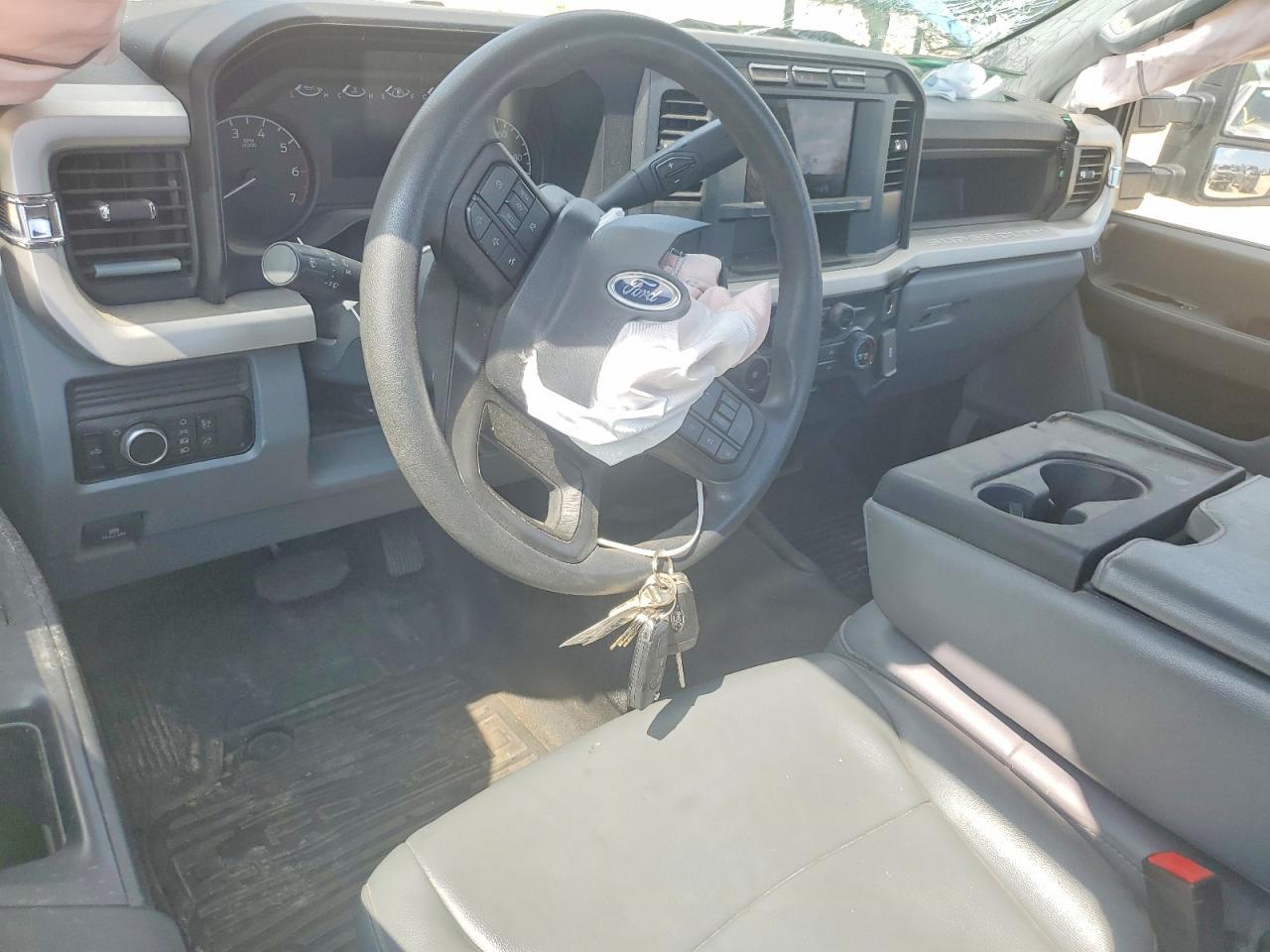 2024 FORD F-250