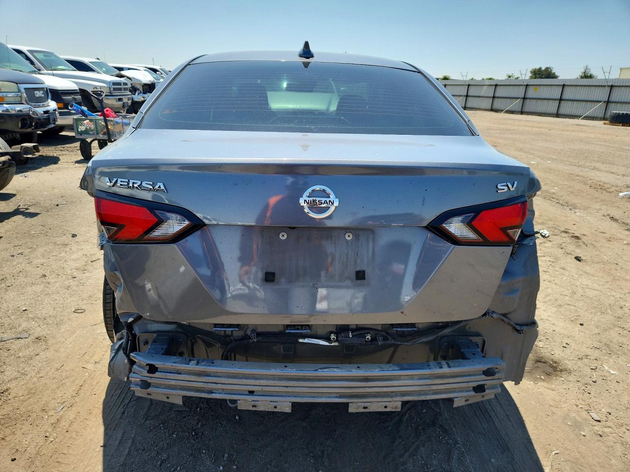 2020 NISSAN VERSA